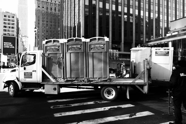 Portable Toilet Options We Offer in Brookneal, VA